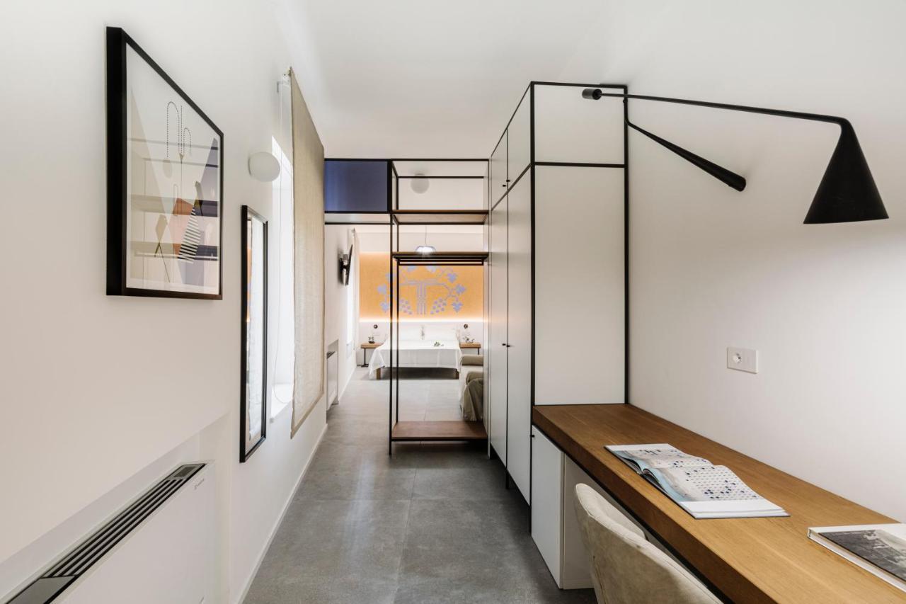 Temporas Design Rooms Cagliari Bagian luar foto